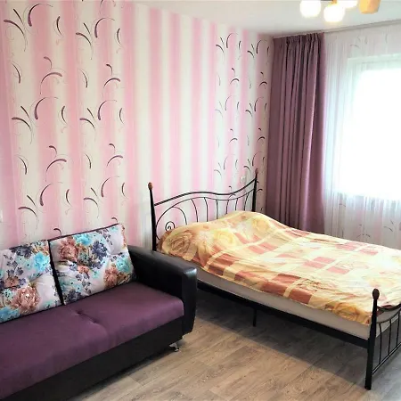 Apartment On Suharevo *